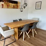 Staypfalz - 3 & Parkplatz *
