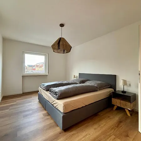 Apartamento New! Staypfalz - 3 & Parkplatz Neustadt an der Weinstraße